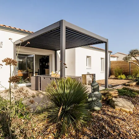 Charmante Maison Moderne Avec Jardin Prive A 9 Km De La Plage, Wi-fi Et Equipements Confortables - Fr-1-306-1277 Holiday home Chaumes-en-Retz