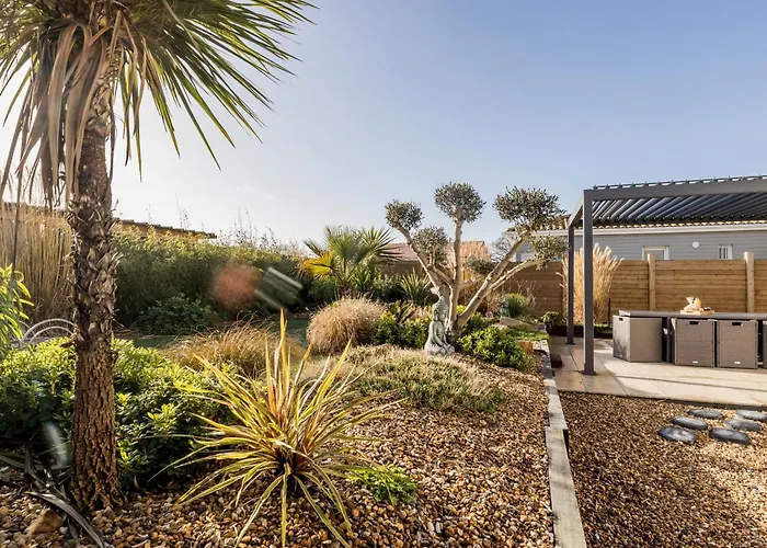 Charmante Maison Moderne Avec Jardin Prive A 9 Km De La Plage, Wi-fi Et Equipements Confortables - Fr-1-306-1277 別荘